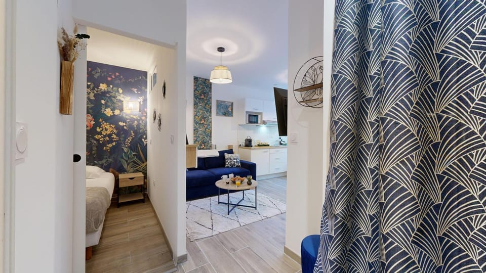 Living room, Bedroom