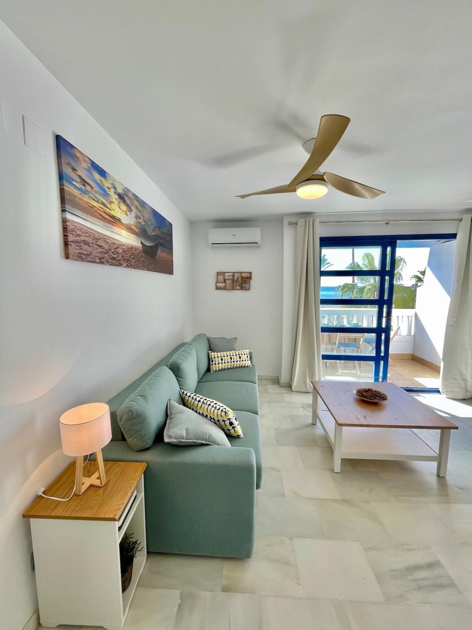 Oceanfront Oasis El Morche Apartment in Axarquía