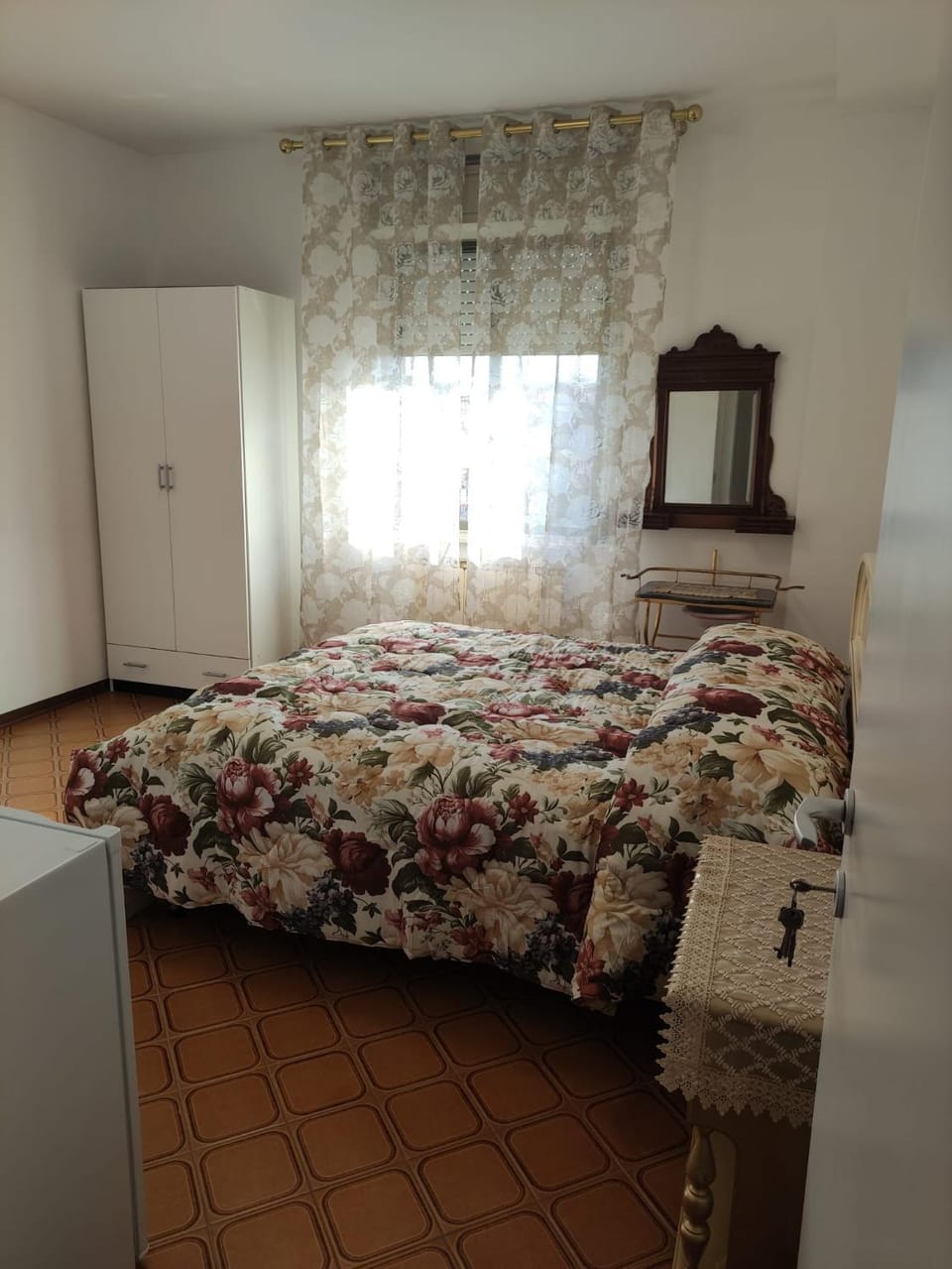 Bed, Bedroom, wardrobe