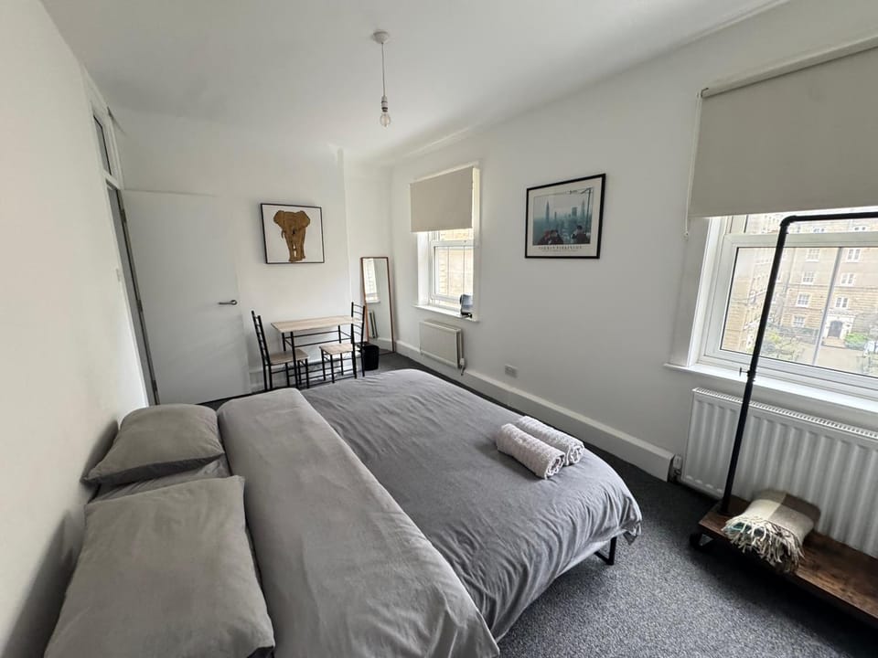 Beautiful Large Room in Central London Vacation rental in London Borough of Islington