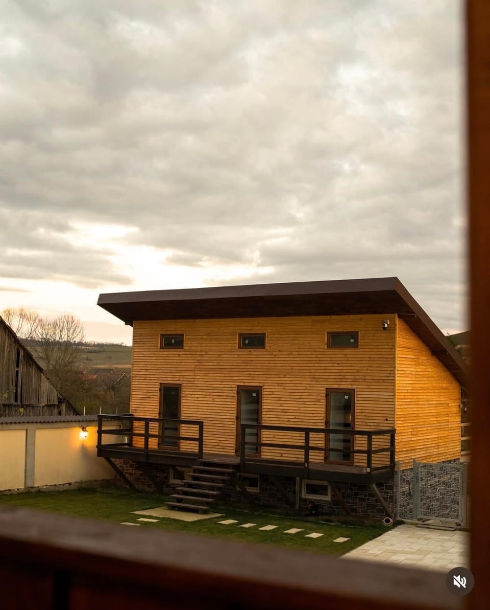 Sonnenhaus House in Romania
