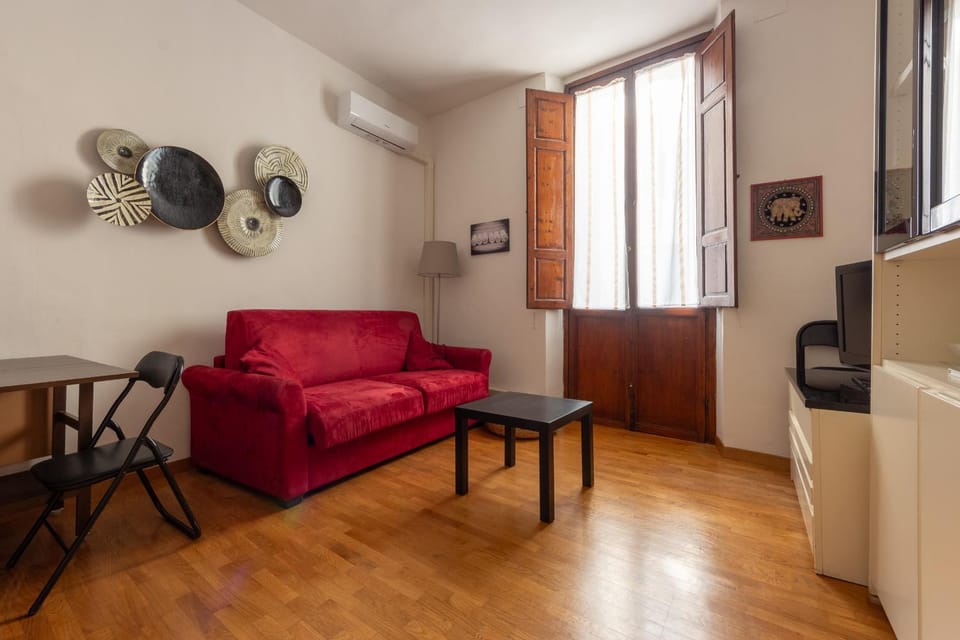 TV and multimedia, Living room, Seating area