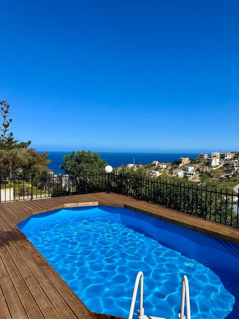 Nearby landmark, Day, Natural landscape, Pool view, Sea view, Swimming pool, sunbed