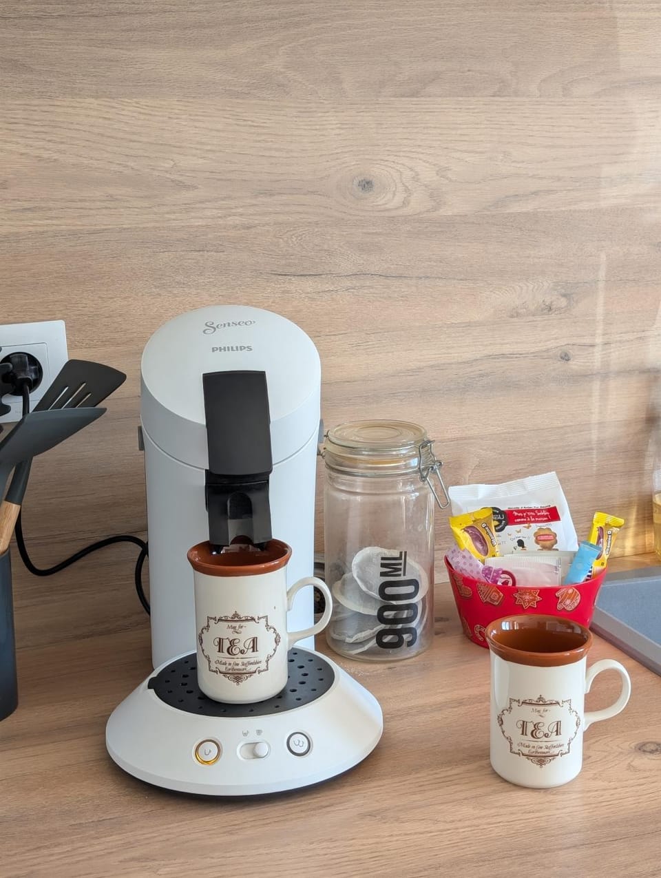 Coffee/tea facilities