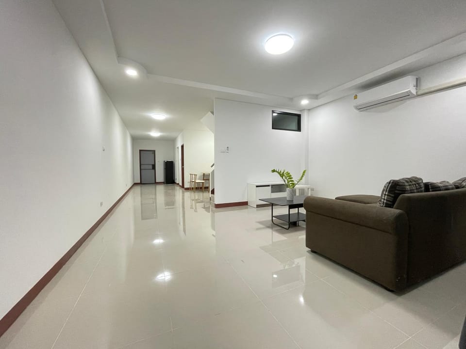 Gips home Apartment in Thailand