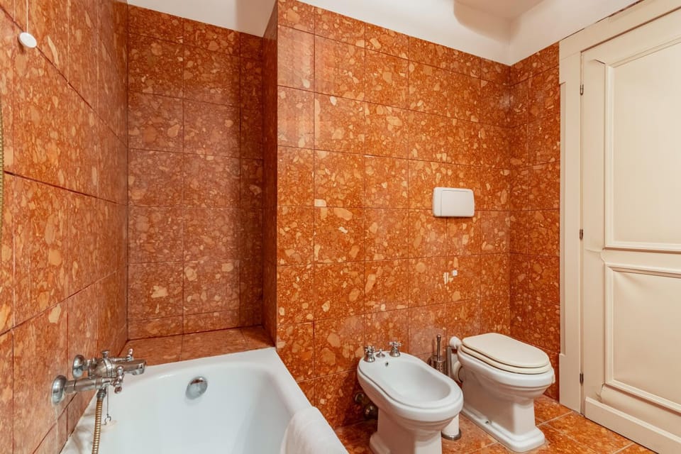 Shower, Toilet, Bath, bidet