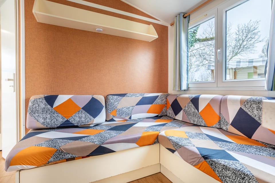 Property building, Living room, Bedroom