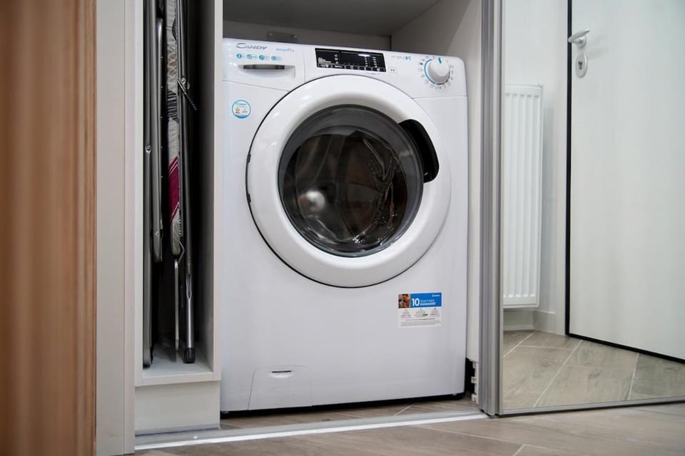 Seaside Golden Horizon VIPGreece Apartment in Alimos