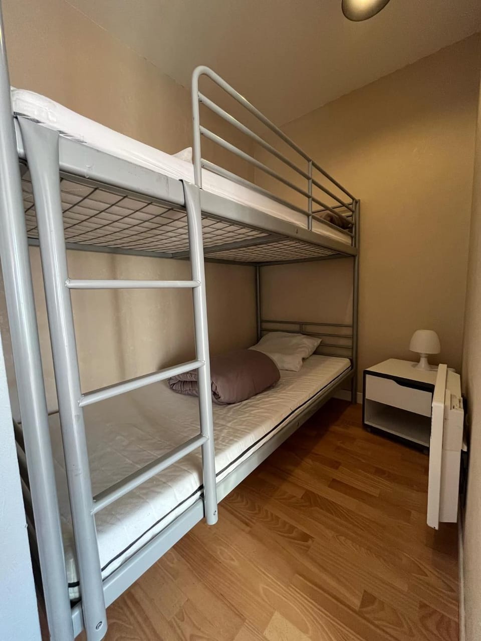 Bed, Bedroom, bunk bed