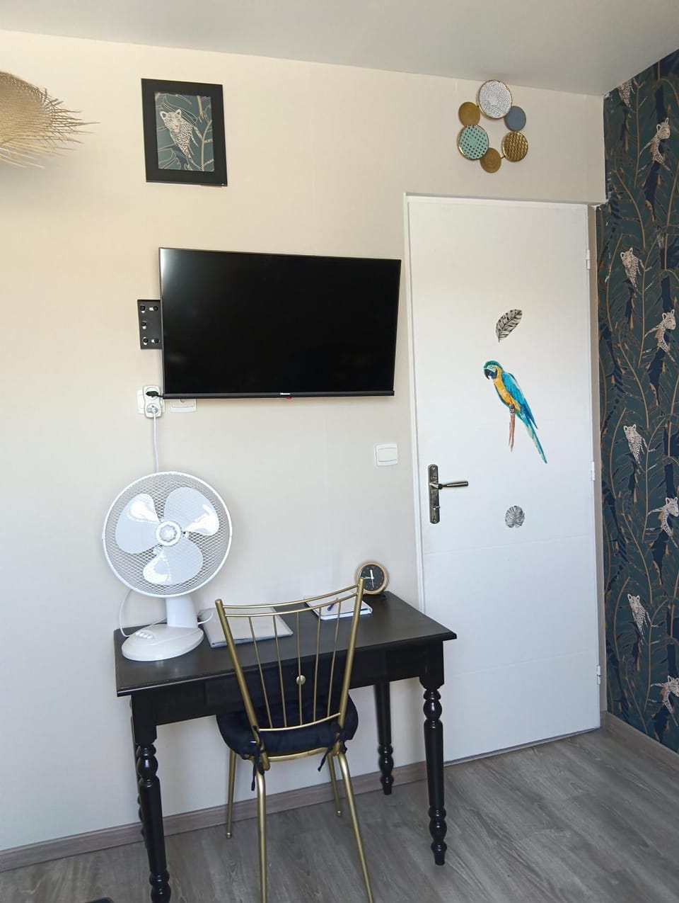 chambre lit double Vacation rental in Normandy