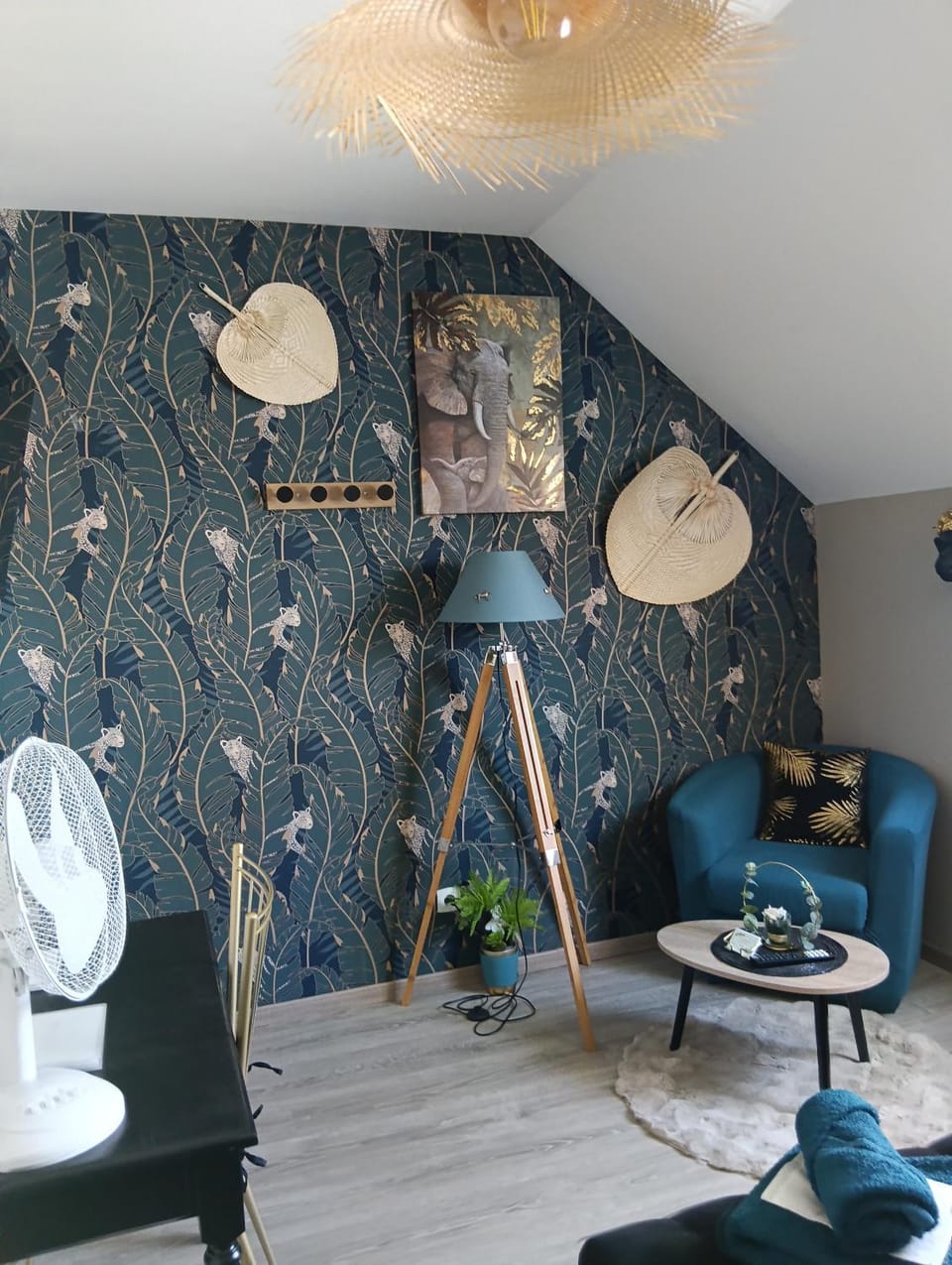 chambre lit double Vacation rental in Normandy