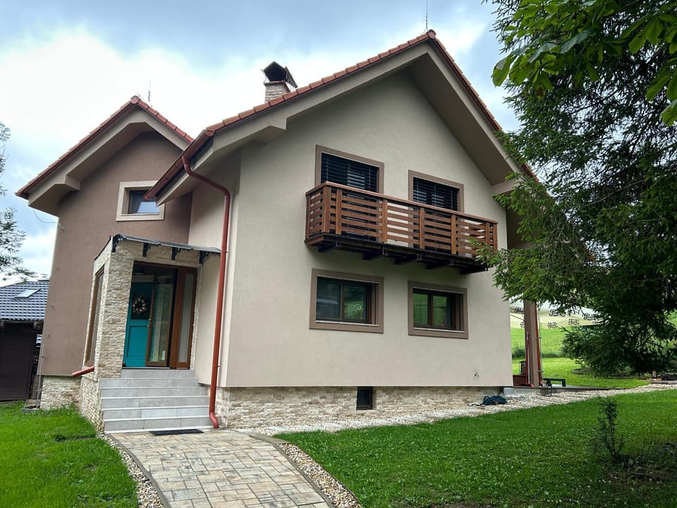Property building, Spring
