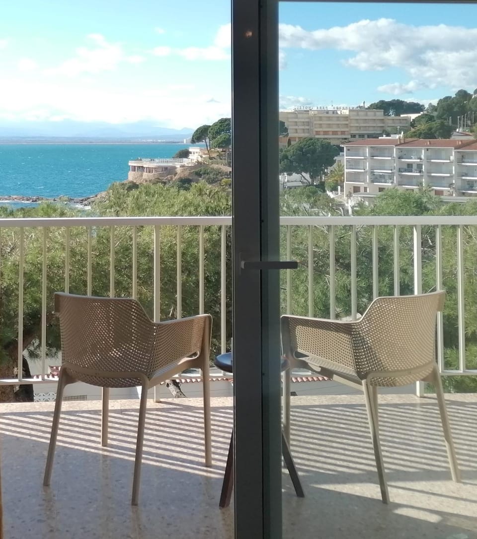 GLOBAL IMMO 3387 Corsario Apartment in Roses