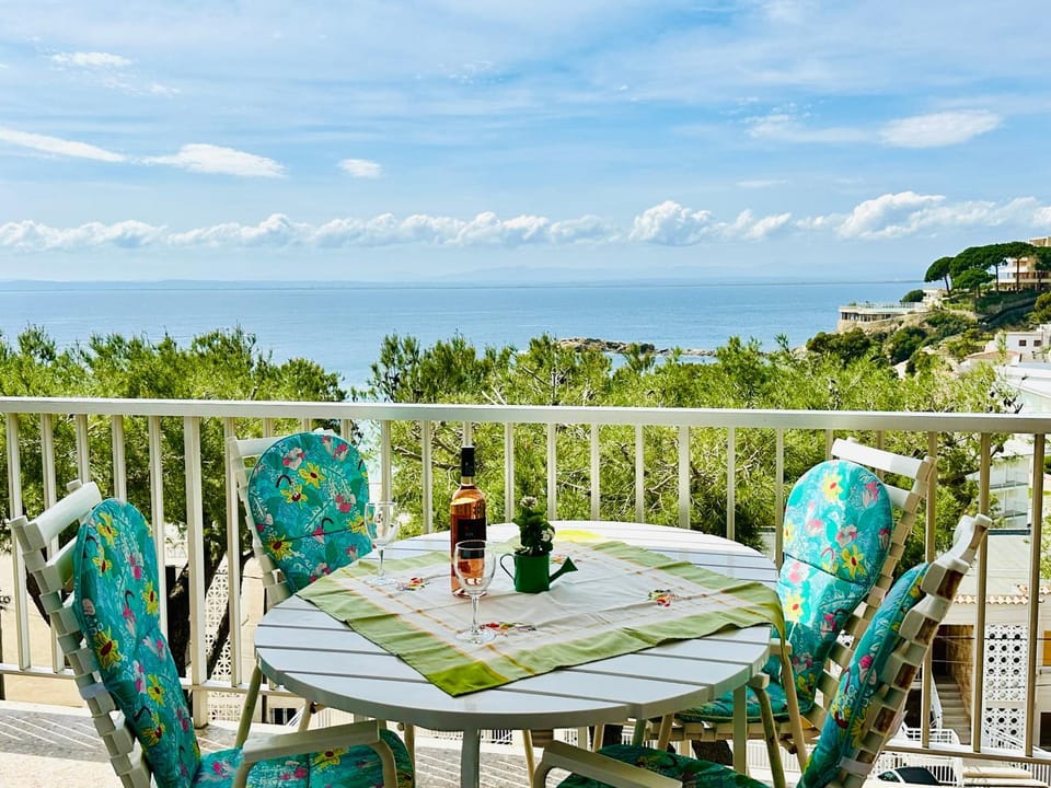 GLOBAL IMMO 3387 Corsario Apartment in Roses
