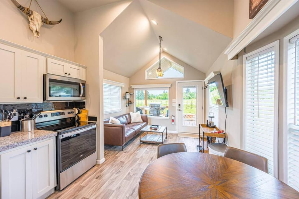 Rainforest Tiny Home Retreat Industrial Apartment in Forks