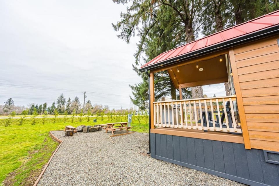 Rainforest Tiny Home Retreat Industrial Apartment in Forks