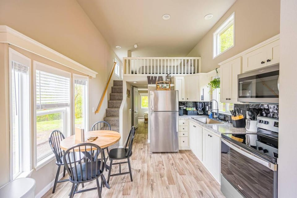 Rainforest Tiny Home Rustic Apartment in Forks