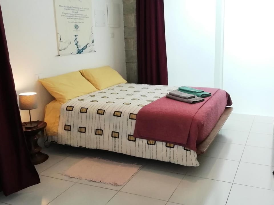 Bed, Decorative detail, Bedroom