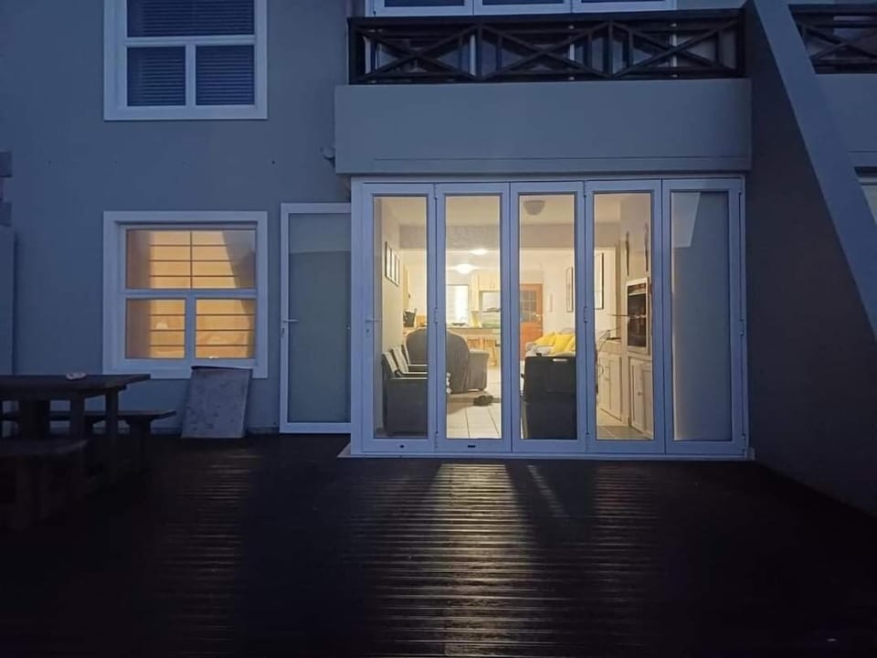 Patio, Night, View (from property/room), Balcony/Terrace, Dining area
