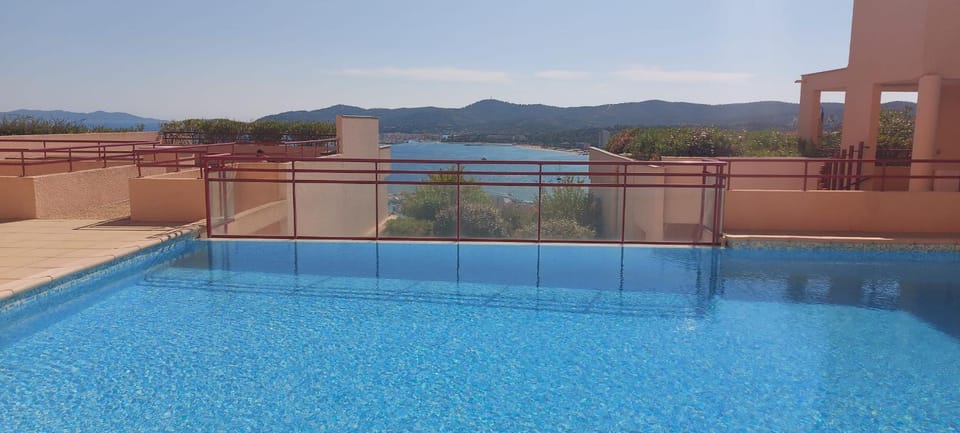 Résidence Mandariniers - T3 for 4 pers - Piscine Apartment in Le Lavandou