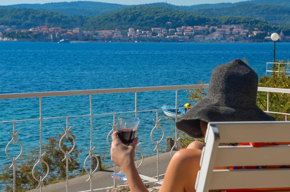 Bella Perna 3-Bedroom beachfront apartment Apartment in Dubrovnik-Neretva County