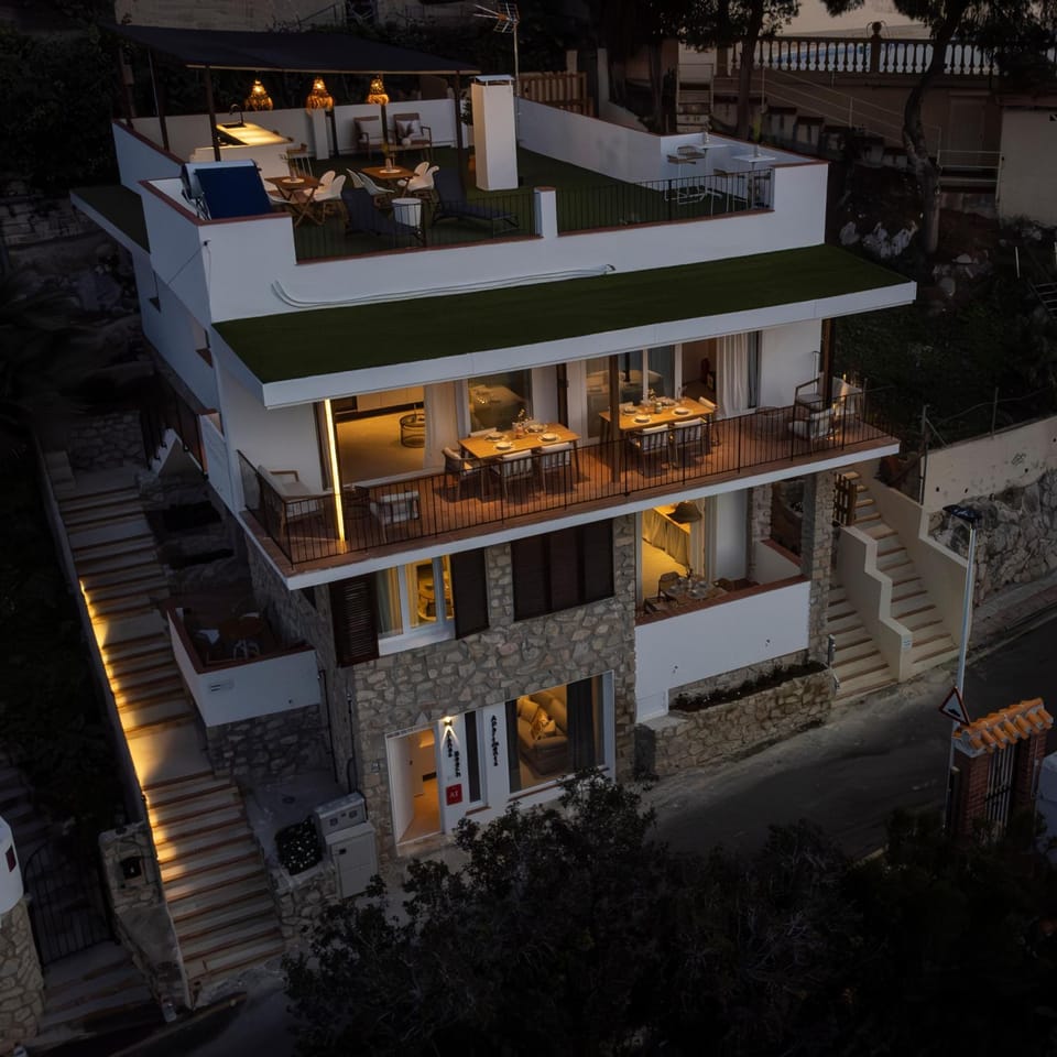 Garden, Balcony/Terrace