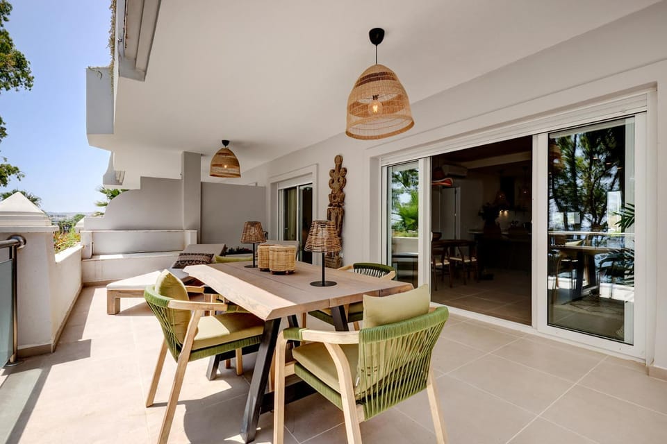 Patio, Day, View (from property/room), Balcony/Terrace, Living room, Seating area, Dining area