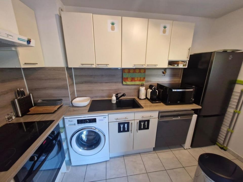 Le Cocon - Fréjus - WI-FI Apartment in Fréjus