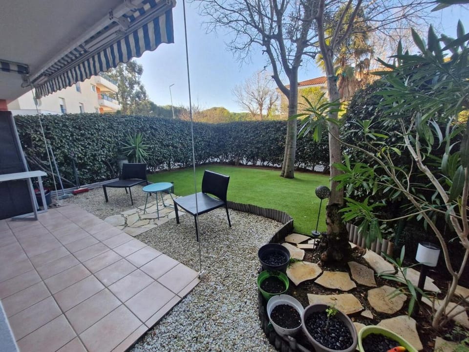 Le Cocon - Fréjus - WI-FI Apartment in Fréjus