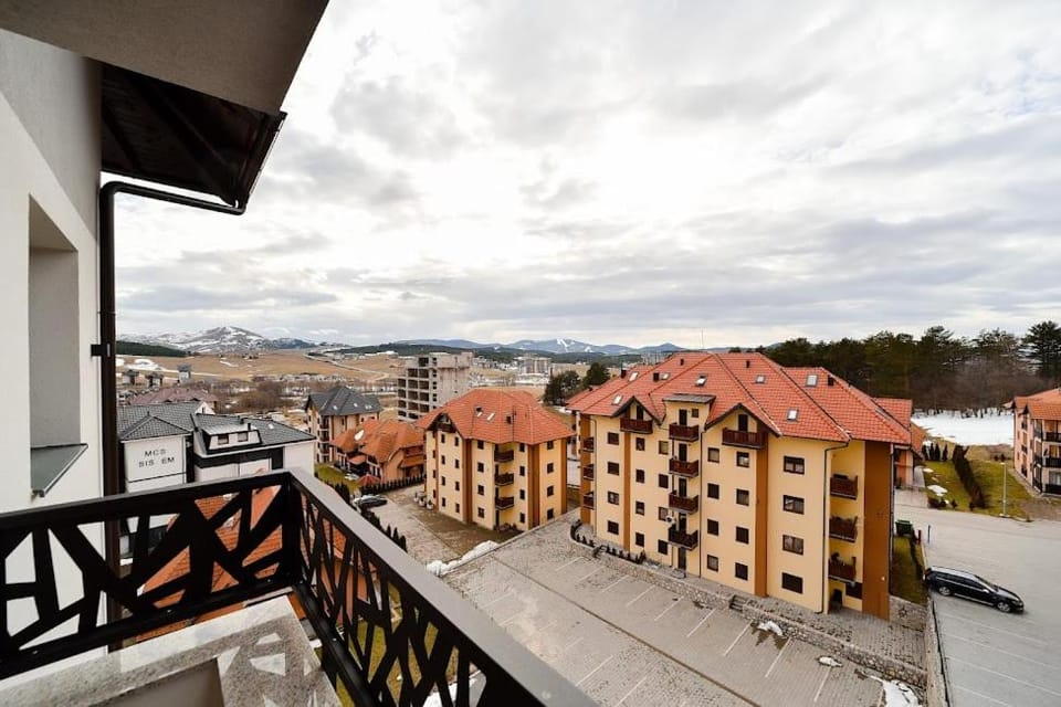 Natural landscape, Balcony/Terrace, Mountain view