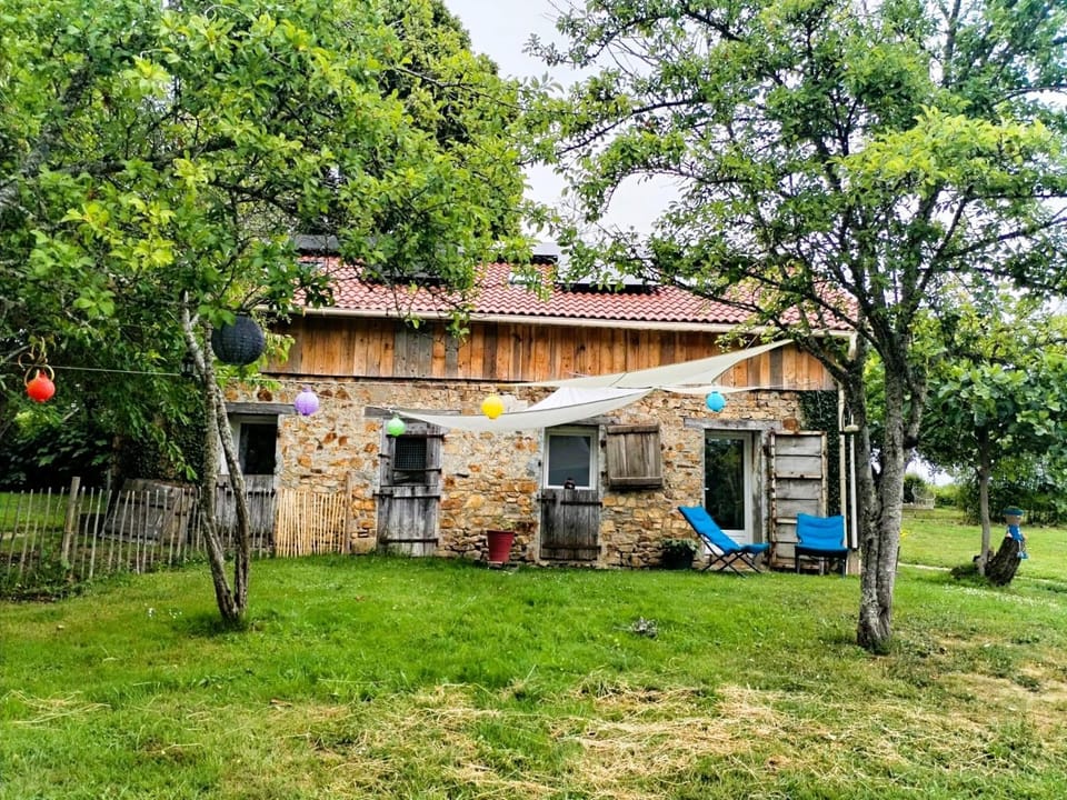 Limousin, Saint Vitte sur Briance Vacances au Verger de Nova House in Nouvelle-Aquitaine