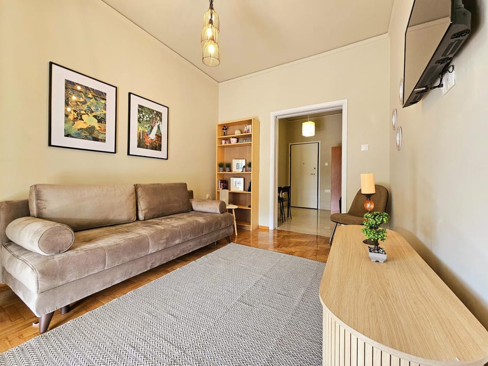 Library, TV and multimedia, Living room, Seating area