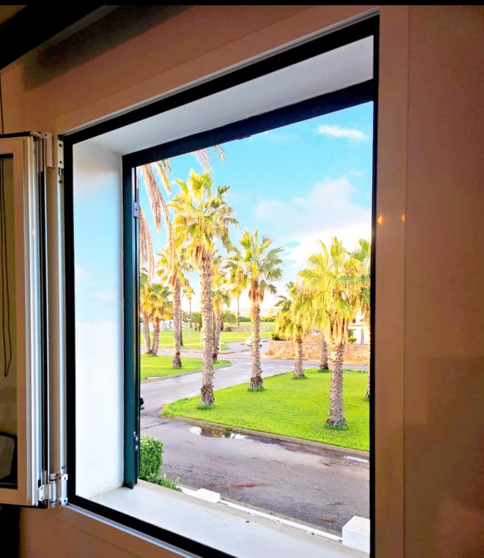 Cozy apartment - Beach 100m away Apartment in Balearic Islands