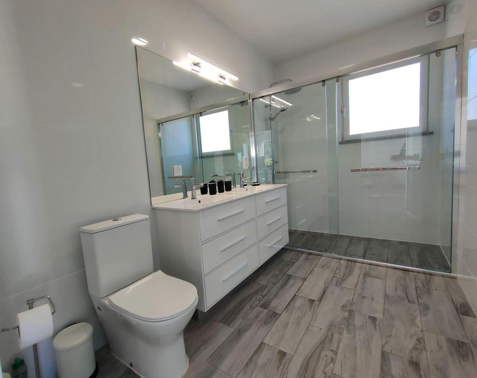 Casa Bananeira Villa 4P en baby with private pool in a natural setting. Villa in Faro District