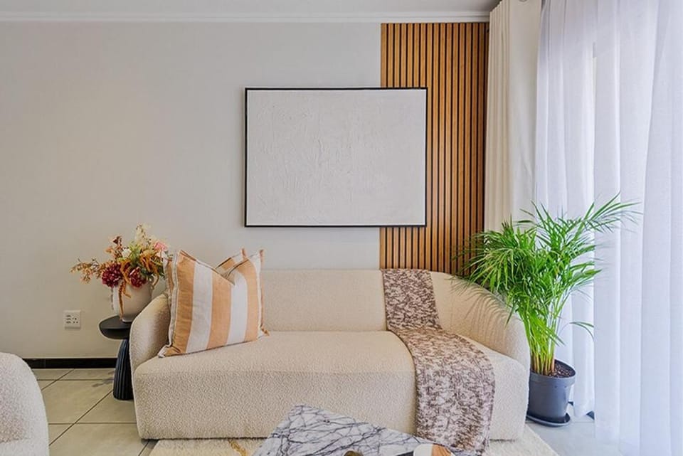 Tranquil Urban Oasis with FREE Gym and Pool Apartment in Sandton