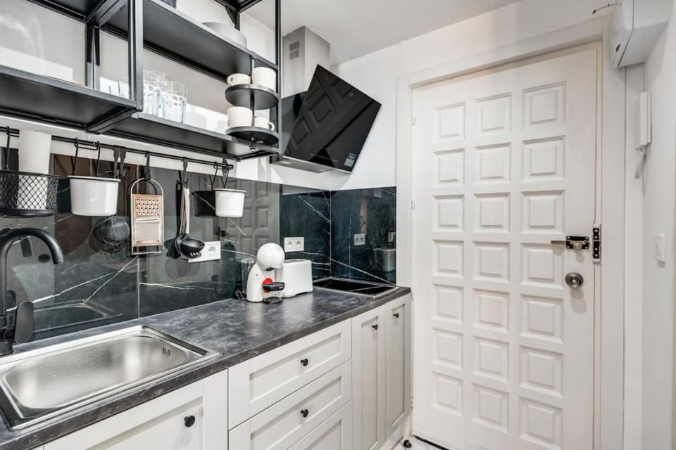 Kitchen or kitchenette, stove