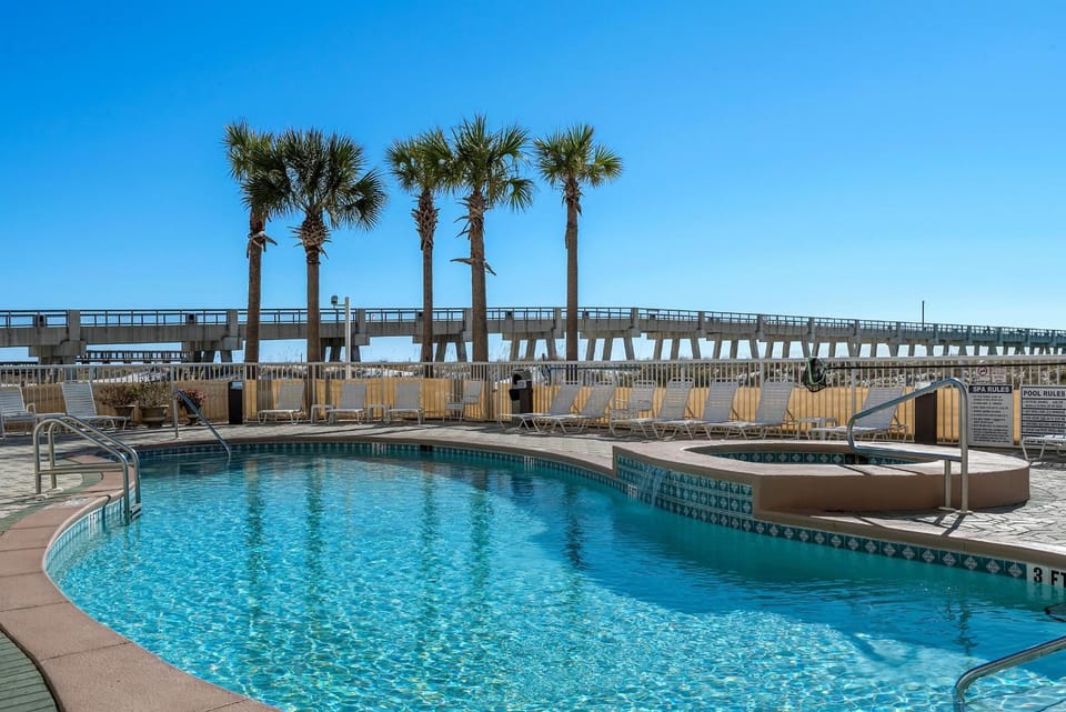 Summerwind Center 1204 House in Pensacola Beach