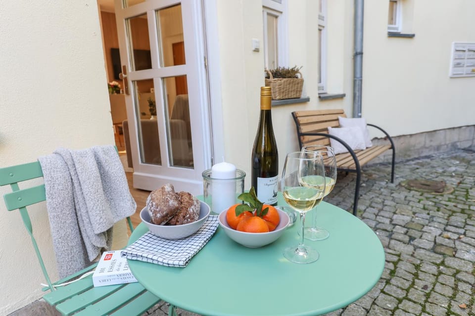 Patio, Balcony/Terrace