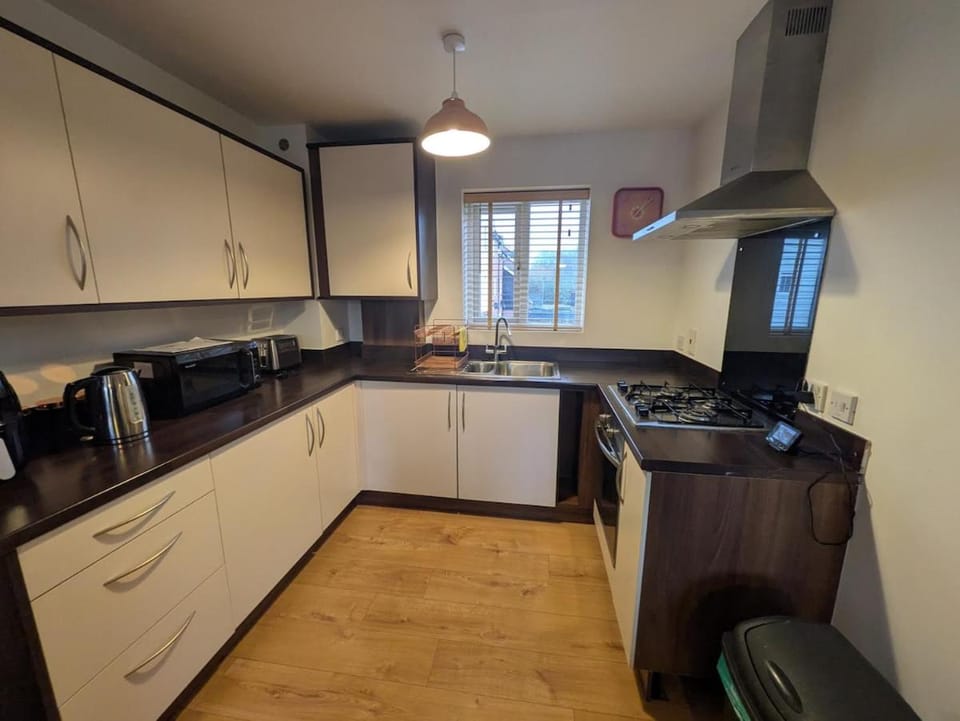 Kitchen or kitchenette, toaster