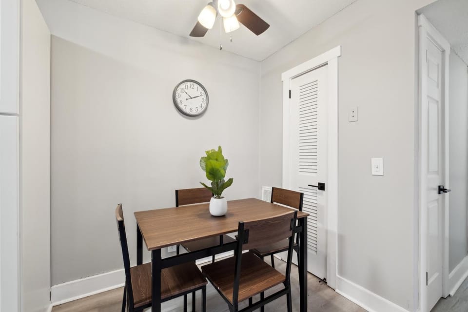 Brentwood C3 I Cozy & Comfy I 2Bd I Free Parking Apartment in Nashville