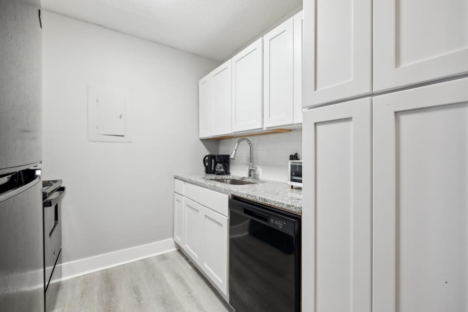 Brentwood C3 I Cozy & Comfy I 2Bd I Free Parking Apartment in Nashville