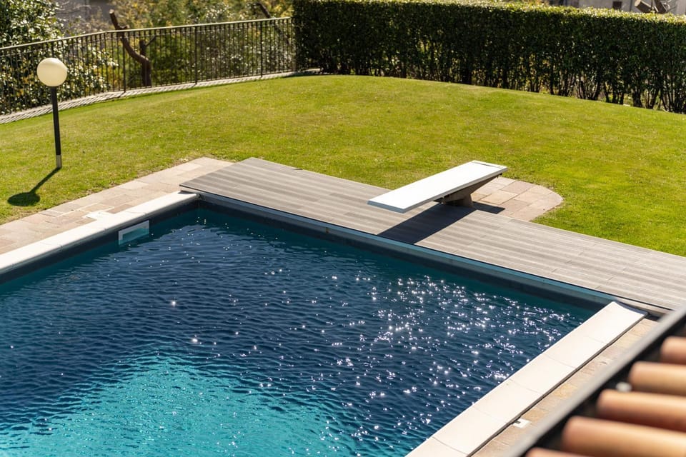 Garden, Swimming pool