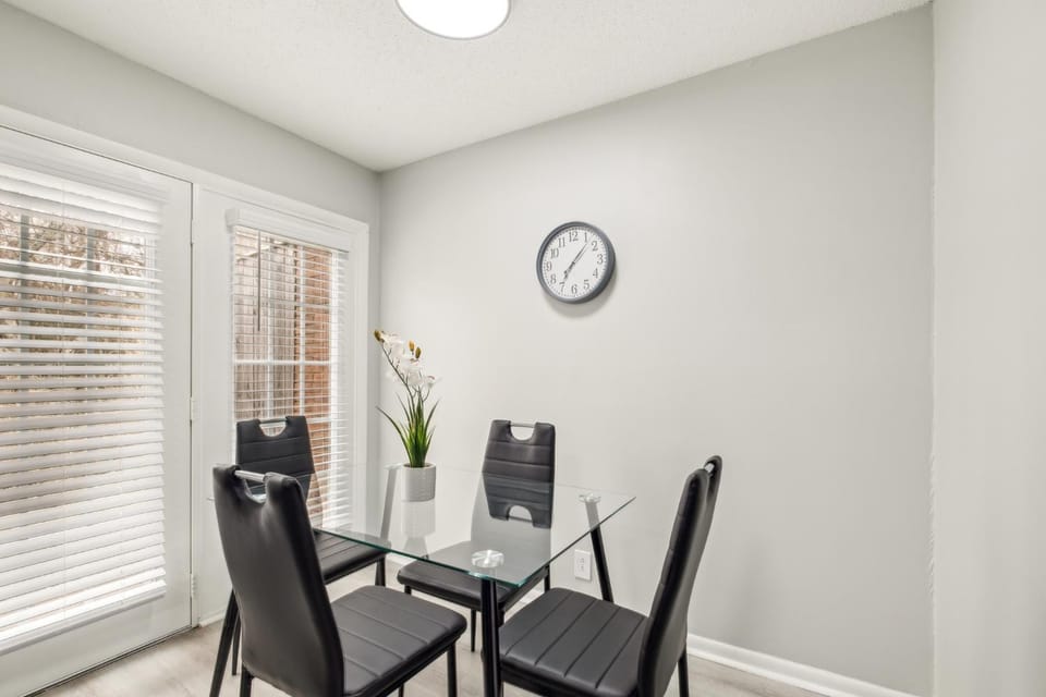 Brentwood U5 I Cozy & Comfy I 2Bd I Free Parking Apartment in Nashville