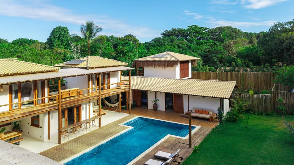 Property building, Bird's eye view, Garden, Pool view, Swimming pool
