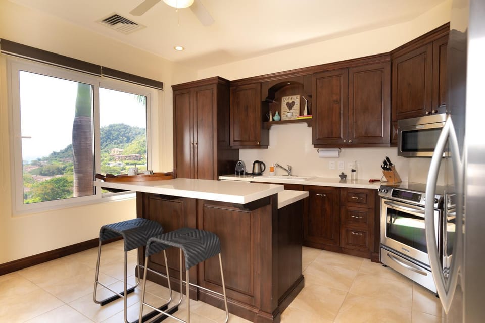 CR Luxury Altavista 2B 3 Bdrm Apartment in Herradura