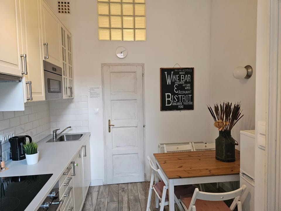 Budapest Vibe Rooms Hostel in Budapest