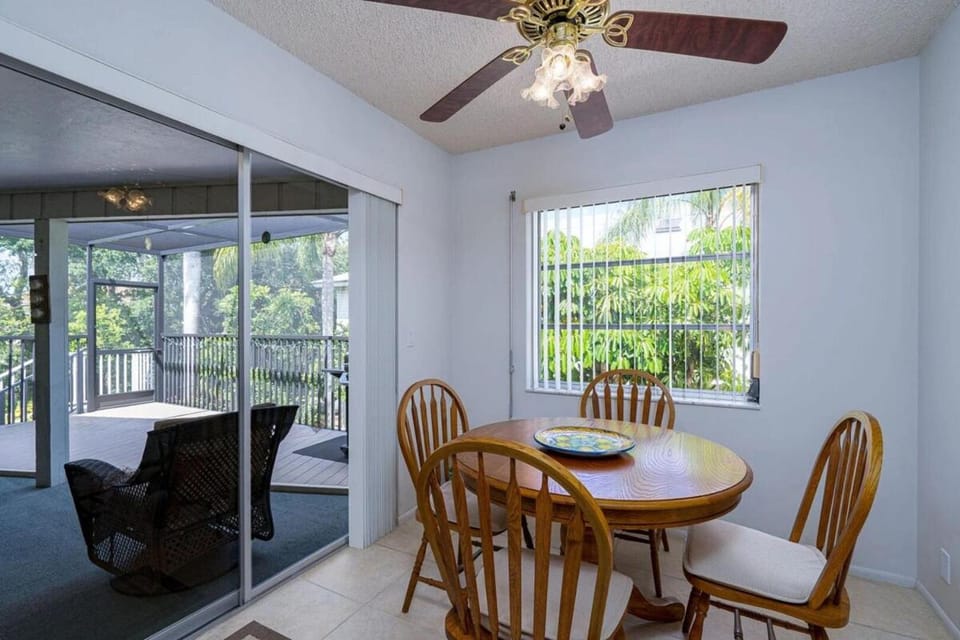 Gorgeous Beach Views, Private Pool - Villa Palmetto - Roelens House in Estero Island