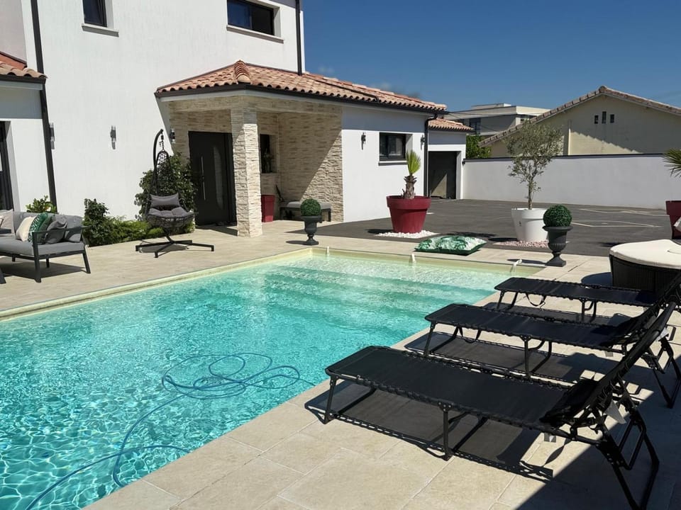 Villa avec piscine jacuzzi et sauna Villa in Nouvelle-Aquitaine