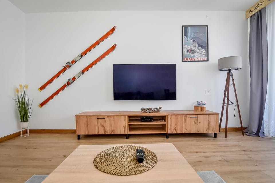 TV and multimedia, Living room