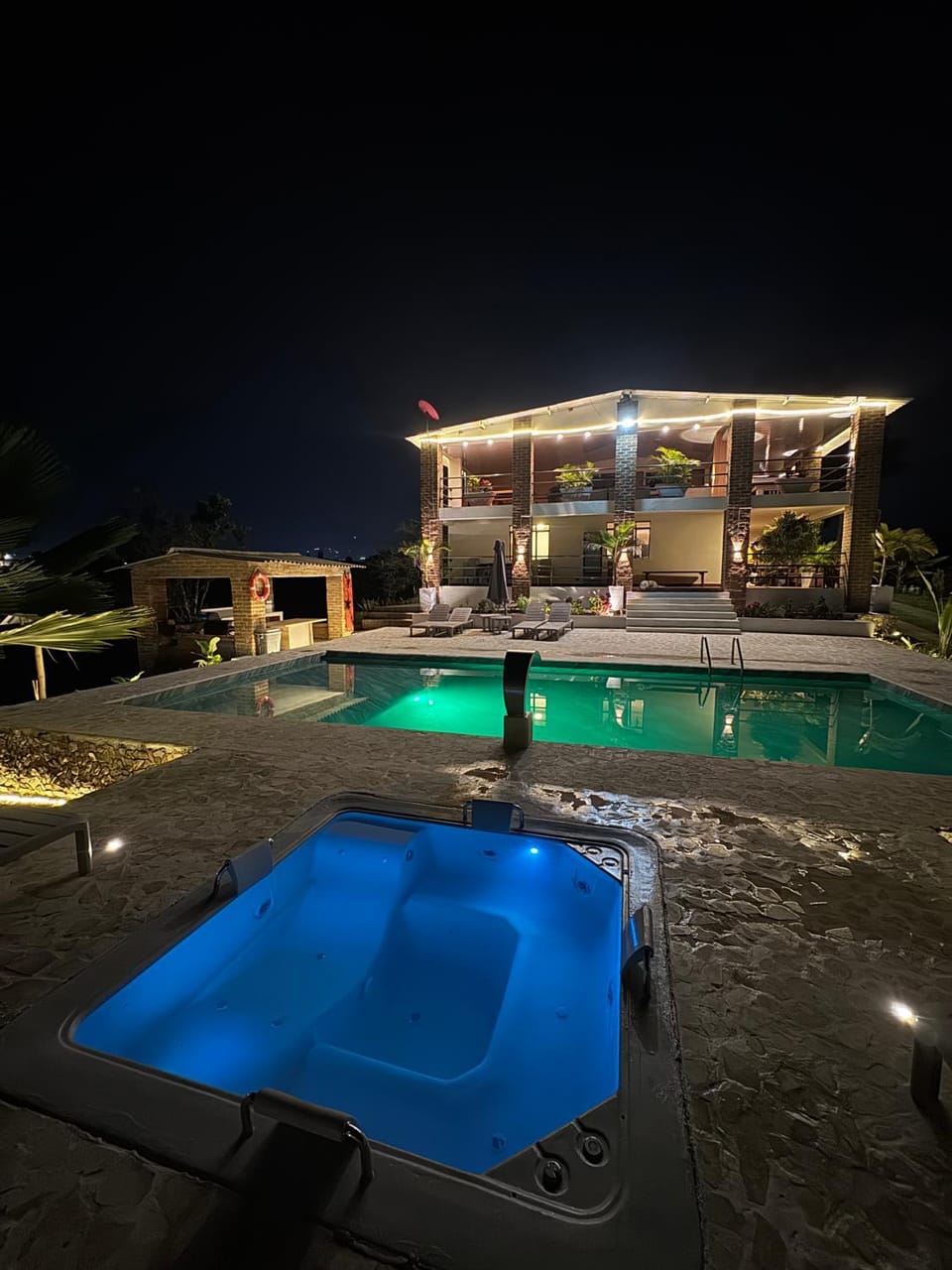 Swimming pool